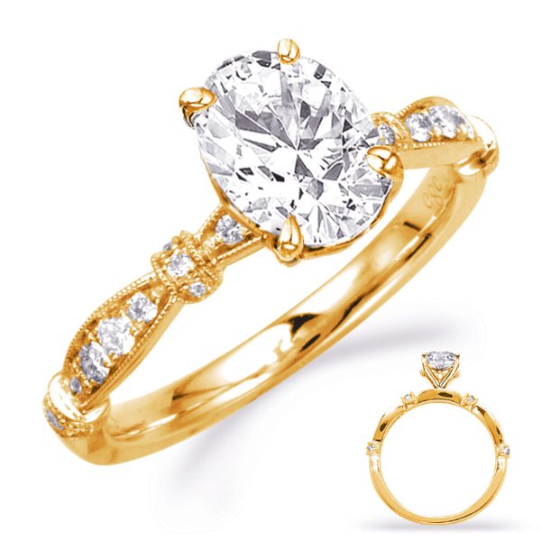 Round Diamond Engagement Ring
