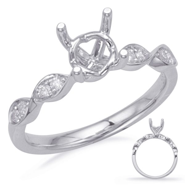 Round Diamond Engagement Ring