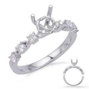 Round Diamond Engagement Ring