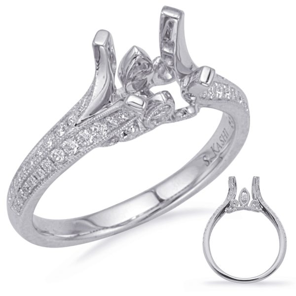 Round Diamond Engagement Ring