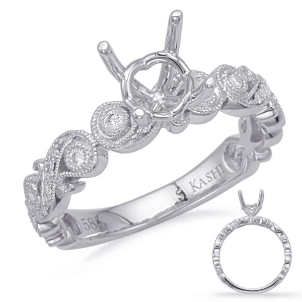 Round Diamond Engagement Ring