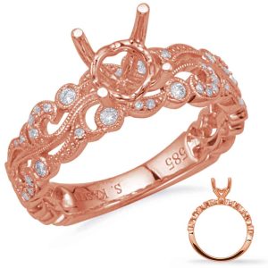 Round Diamond Engagement Ring