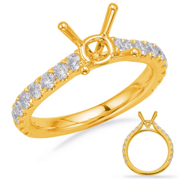 Round Diamond Engagement Ring