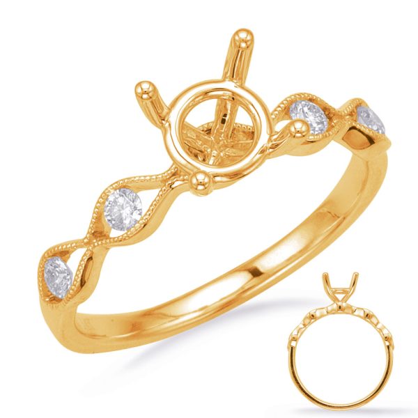 Round Diamond Engagement Ring