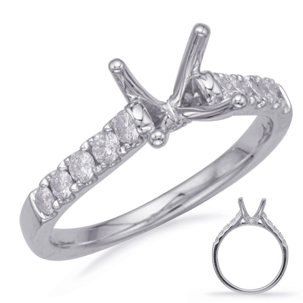 Round Diamond Engagement Ring