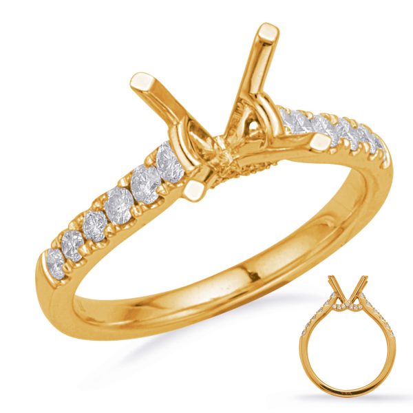 Round Diamond Engagement Ring