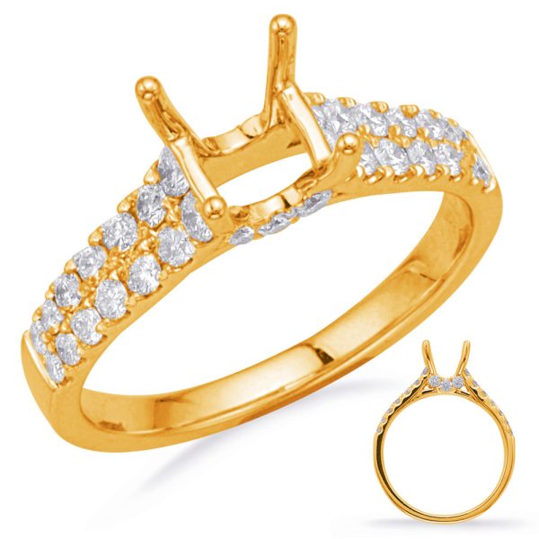 Round Diamond Engagement Ring