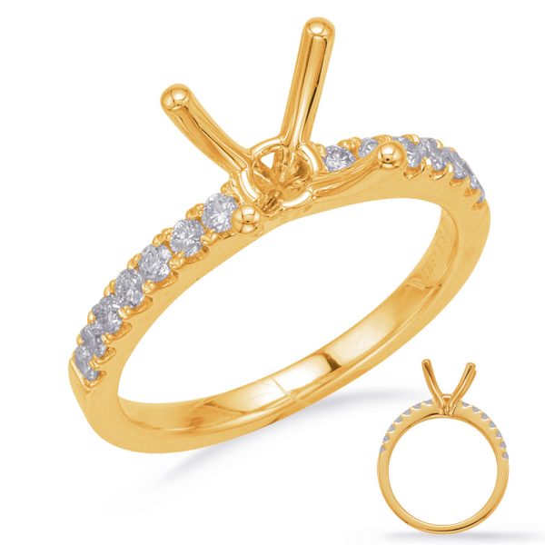 Round Diamond Engagement Ring