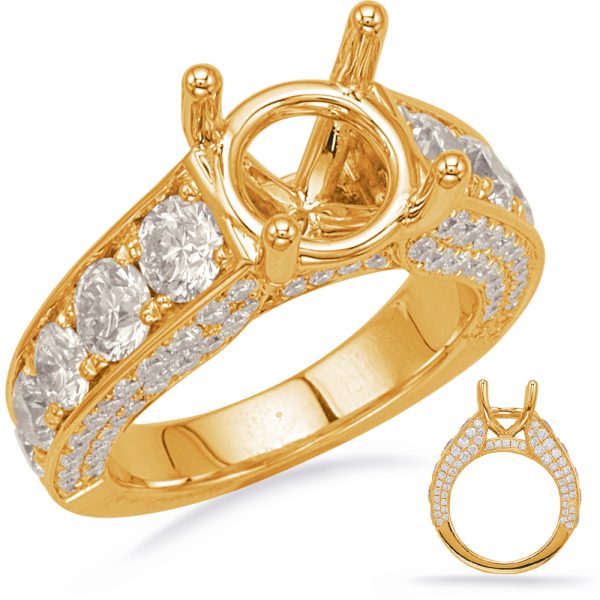 Round Diamond Engagement Ring