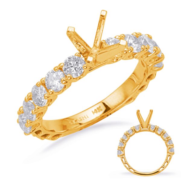 Round Diamond Engagement Ring