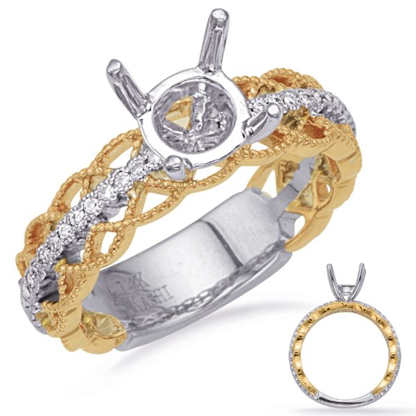 Round Diamond Engagement Ring