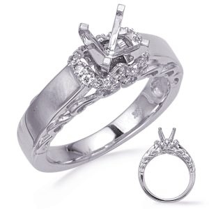 Round Diamond Engagement Ring