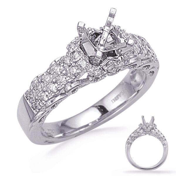 Round Diamond Engagement Ring
