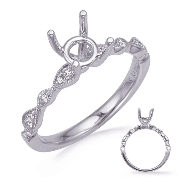 Round Diamond Engagement Ring