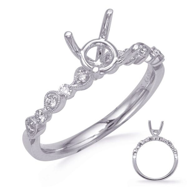 Round Diamond Engagement Ring