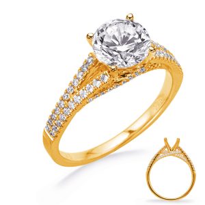 Round Diamond Engagement Ring