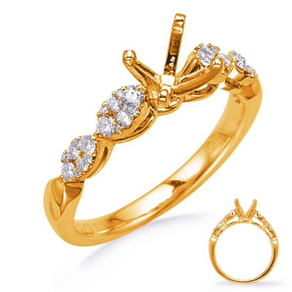 Round Diamond Engagement Ring