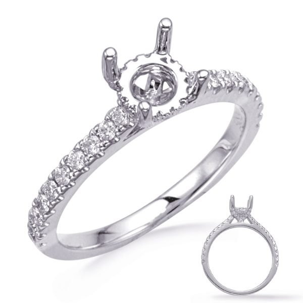 Round Diamond Engagement Ring