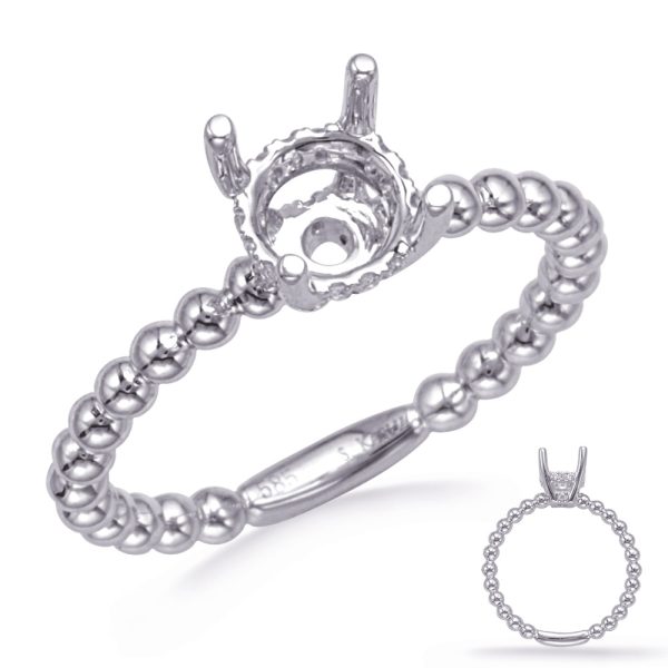 Round Diamond Engagement Ring