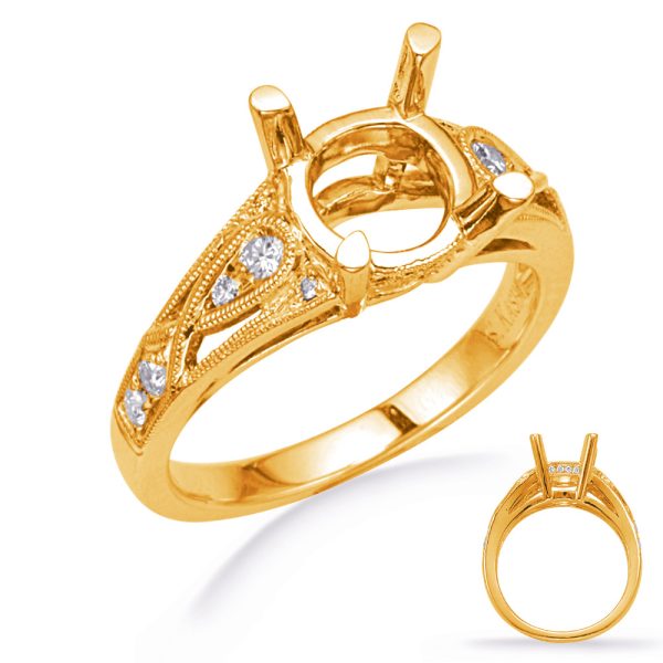 Round Diamond Engagement Ring