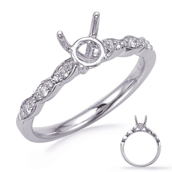 Round Diamond Engagement Ring