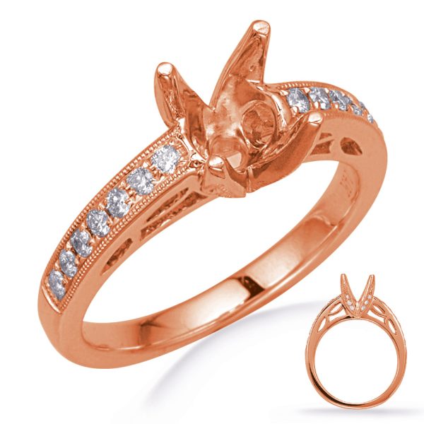 Round Diamond Engagement Ring