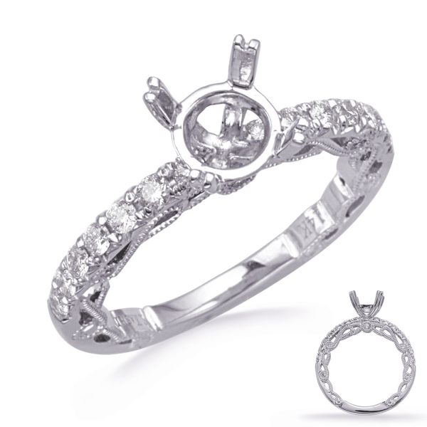 Round Diamond Engagement Ring