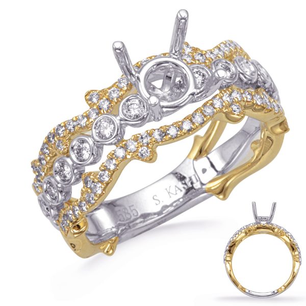 Round Diamond Engagement Ring