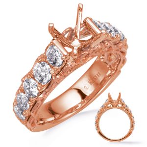 Round Diamond Engagement Ring