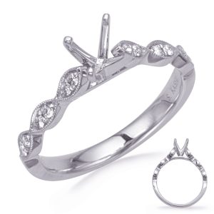Round Diamond Engagement Ring