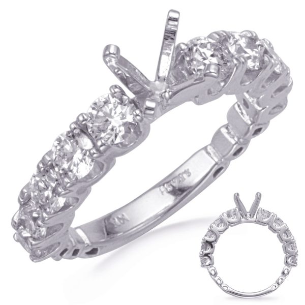 Round Diamond Engagement Ring