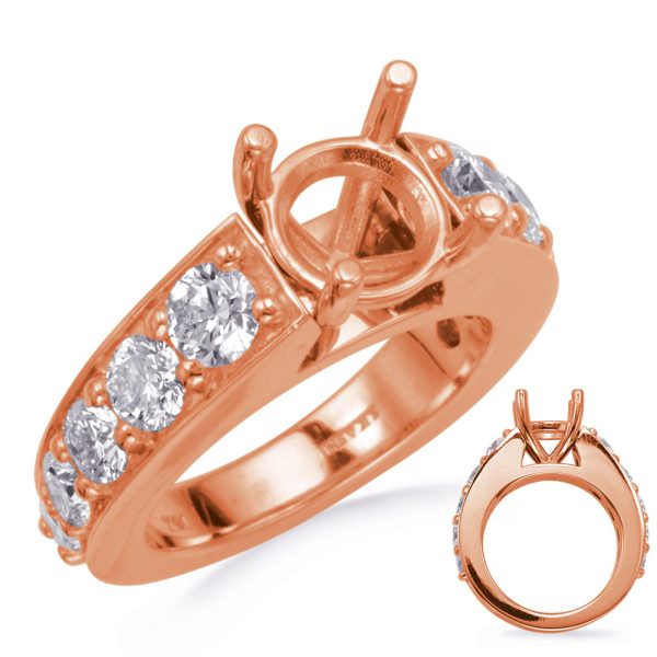 Round Diamond Engagement Ring