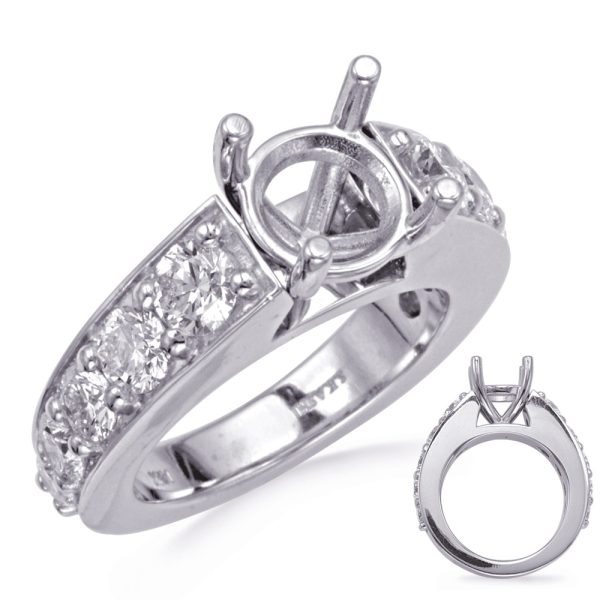 Round Diamond Engagement Ring