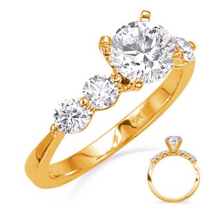 Round Diamond Engagement Ring