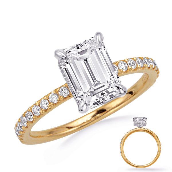 Round Diamond Engagement Ring